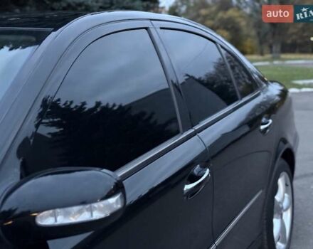 Мерседес Е-Клас 2005 у Рівному на Automoto.ua Чорний Мерседес Е-Клас, об'ємом двигуна 1.8 л та пробігом 255 тис. км за 5800 $, фото 5 на Automoto.ua