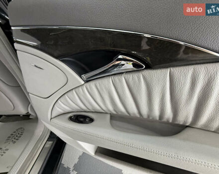 Мерседес Е-Клас 2005 у Трускавце на Automoto.ua Чорний Мерседес Е-Клас, об'ємом двигуна 3.5 л та пробігом 245 тис. км за 8999 $, фото 58 на Automoto.ua