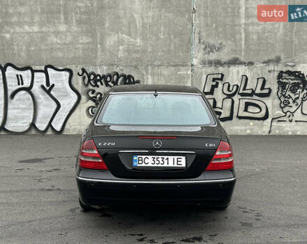 Чорний Мерседес Е-Клас, об'ємом двигуна 2.15 л та пробігом 310 тис. км за 6999 $, фото 7 на Automoto.ua