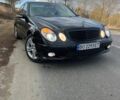 Черный Мерседес Е-Класс, объемом двигателя 3.2 л и пробегом 325 тыс. км за 7850 $, фото 1 на Automoto.ua