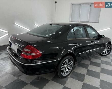 Мерседес Е-Клас 2005 у Трускавце на Automoto.ua Чорний Мерседес Е-Клас, об'ємом двигуна 3.5 л та пробігом 245 тис. км за 8999 $, фото 13 на Automoto.ua