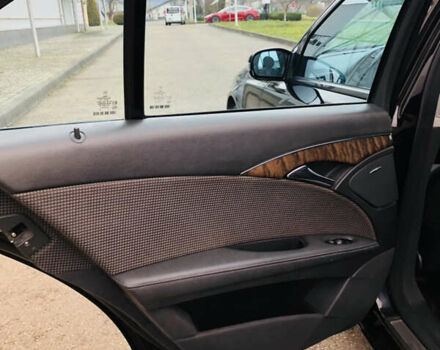 Чорний Мерседес Е-Клас, об'ємом двигуна 2.99 л та пробігом 392 тис. км за 7900 $, фото 15 на Automoto.ua