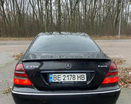 Черный Мерседес Е-Класс, объемом двигателя 2.6 л и пробегом 285 тыс. км за 5400 $, фото 2 на Automoto.ua