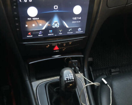 Мерседес Е-Класс 2005 в Косове на Automoto.ua Черный Мерседес Е-Класс, объемом двигателя 2.15 л и пробегом 325 тыс. км за 5500 $, фото 8 на Automoto.ua