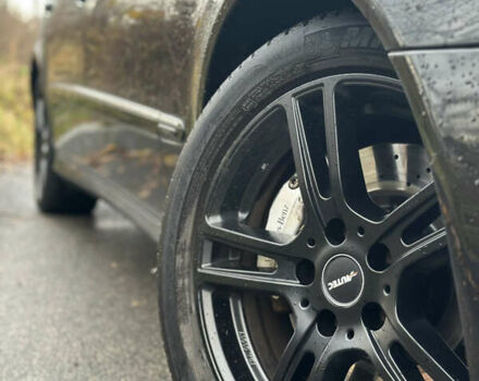 Черный Мерседес Е-Класс, объемом двигателя 2.99 л и пробегом 409 тыс. км за 7200 $, фото 2 на Automoto.ua