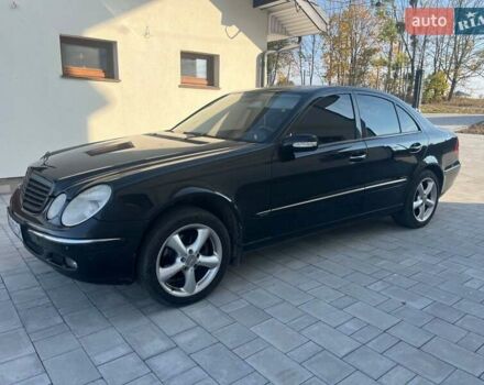 Мерседес Е-Клас 2005 у Рівному на Automoto.ua Чорний Мерседес Е-Клас, об'ємом двигуна 1.8 л та пробігом 255 тис. км за 5800 $, фото 6 на Automoto.ua
