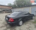 Мерседес Е-Класс 2005 в Дунаевцах на Automoto.ua Черный Мерседес Е-Класс, объемом двигателя 2.15 л и пробегом 360 тыс. км за 7700 $, фото 7 на Automoto.ua