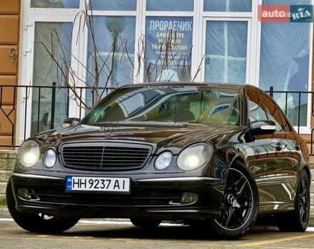 Чорний Мерседес Е-Клас, об'ємом двигуна 3.5 л та пробігом 261 тис. км за 6999 $, фото 6 на Automoto.ua