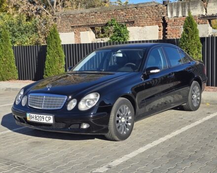 Черный Мерседес Е-Класс, объемом двигателя 1.8 л и пробегом 265 тыс. км за 6999 $, фото 2 на Automoto.ua