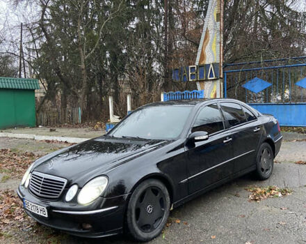 Черный Мерседес Е-Класс, объемом двигателя 2.6 л и пробегом 285 тыс. км за 5400 $, фото 6 на Automoto.ua