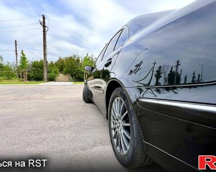 Чорний Мерседес Е-Клас, об'ємом двигуна 3.2 л та пробігом 397 тис. км за 8000 $, фото 4 на Automoto.ua