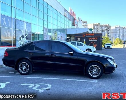 Черный Мерседес Е-Класс, объемом двигателя 1.8 л и пробегом 293 тыс. км за 7500 $, фото 2 на Automoto.ua