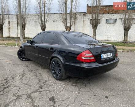 Чорний Мерседес Е-Клас, об'ємом двигуна 1.8 л та пробігом 301 тис. км за 7300 $, фото 11 на Automoto.ua
