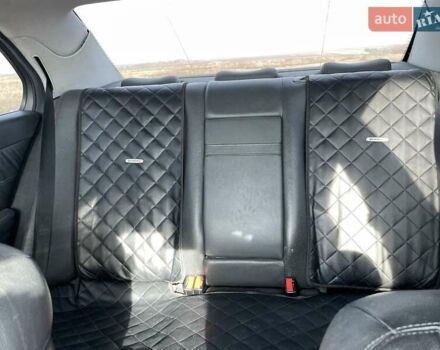 Чорний Мерседес Е-Клас, об'ємом двигуна 2.6 л та пробігом 234 тис. км за 6100 $, фото 6 на Automoto.ua