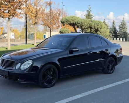 Чорний Мерседес Е-Клас, об'ємом двигуна 2 л та пробігом 200 тис. км за 6400 $, фото 2 на Automoto.ua
