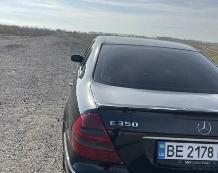 Чорний Мерседес Е-Клас, об'ємом двигуна 2.6 л та пробігом 234 тис. км за 6100 $, фото 2 на Automoto.ua