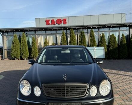 Чорний Мерседес Е-Клас, об'ємом двигуна 3.2 л та пробігом 340 тис. км за 4100 $, фото 7 на Automoto.ua
