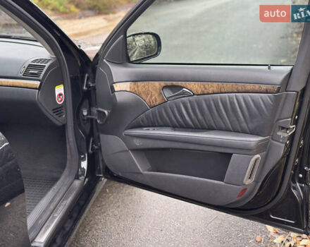 Черный Мерседес Е-Класс, объемом двигателя 2.99 л и пробегом 409 тыс. км за 7200 $, фото 19 на Automoto.ua