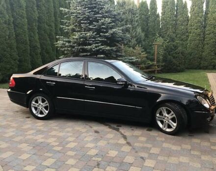 Черный Мерседес Е-Класс, объемом двигателя 1.8 л и пробегом 205 тыс. км за 9999 $, фото 47 на Automoto.ua