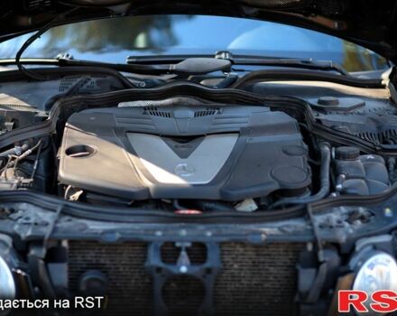 Чорний Мерседес Е-Клас, об'ємом двигуна 3 л та пробігом 293 тис. км за 9700 $, фото 4 на Automoto.ua