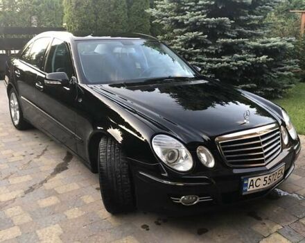 Черный Мерседес Е-Класс, объемом двигателя 1.8 л и пробегом 205 тыс. км за 9999 $, фото 18 на Automoto.ua