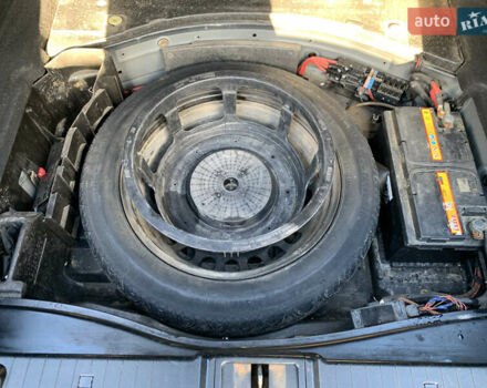 Мерседес Е-Класс 2006 в Ивано-Франковске на Automoto.ua Черный Мерседес Е-Класс, объемом двигателя 3 л и пробегом 326 тыс. км за 8200 $, фото 112 на Automoto.ua