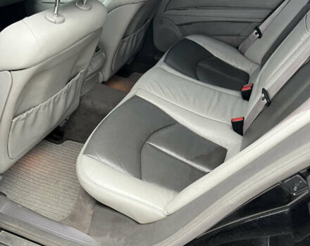 Чорний Мерседес Е-Клас, об'ємом двигуна 2.99 л та пробігом 250 тис. км за 7500 $, фото 21 на Automoto.ua