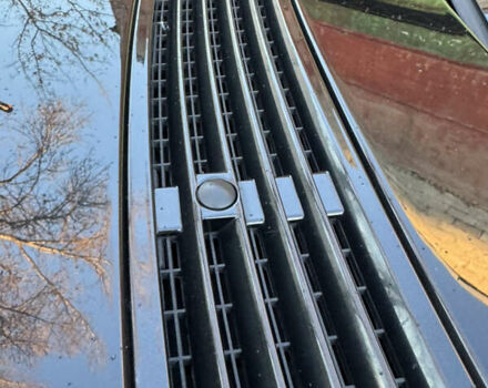 Мерседес Е-Класс 2006 в Чернигове на Automoto.ua Черный Мерседес Е-Класс, объемом двигателя 2.99 л и пробегом 355 тыс. км за 9299 $, фото 41 на Automoto.ua