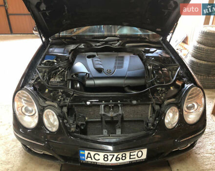 Чорний Мерседес Е-Клас, об'ємом двигуна 2.15 л та пробігом 370 тис. км за 10800 $, фото 4 на Automoto.ua