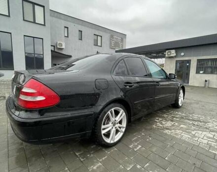 Черный Мерседес Е-Класс, объемом двигателя 1.8 л и пробегом 400 тыс. км за 6700 $, фото 3 на Automoto.ua