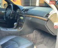 Мерседес Е-Класс 2006 в Ивано-Франковске на Automoto.ua Черный Мерседес Е-Класс, объемом двигателя 3 л и пробегом 326 тыс. км за 8200 $, фото 105 на Automoto.ua