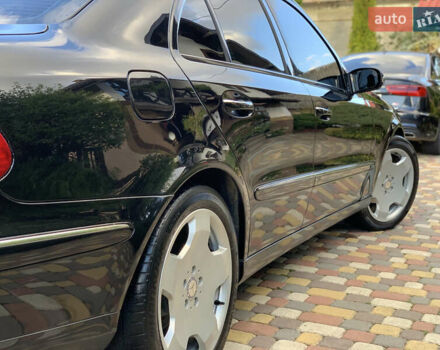 Мерседес Е-Класс 2006 в Ивано-Франковске на Automoto.ua Черный Мерседес Е-Класс, объемом двигателя 3 л и пробегом 326 тыс. км за 8200 $, фото 52 на Automoto.ua