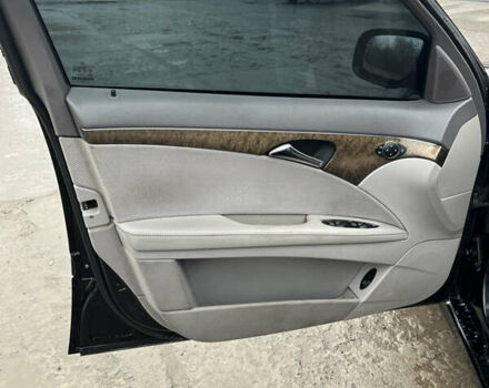 Чорний Мерседес Е-Клас, об'ємом двигуна 2.99 л та пробігом 250 тис. км за 7500 $, фото 20 на Automoto.ua