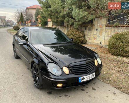 Чорний Мерседес Е-Клас, об'ємом двигуна 3 л та пробігом 252 тис. км за 6200 $, фото 3 на Automoto.ua