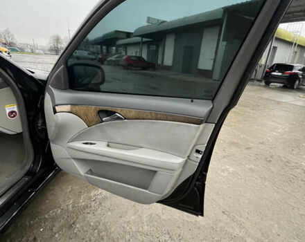 Чорний Мерседес Е-Клас, об'ємом двигуна 2.99 л та пробігом 250 тис. км за 7500 $, фото 28 на Automoto.ua