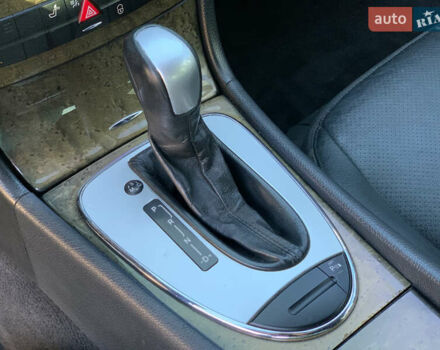 Мерседес Е-Класс 2006 в Ивано-Франковске на Automoto.ua Черный Мерседес Е-Класс, объемом двигателя 3 л и пробегом 326 тыс. км за 8200 $, фото 70 на Automoto.ua