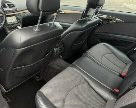 Черный Мерседес Е-Класс, объемом двигателя 0 л и пробегом 350 тыс. км за 4700 $, фото 7 на Automoto.ua