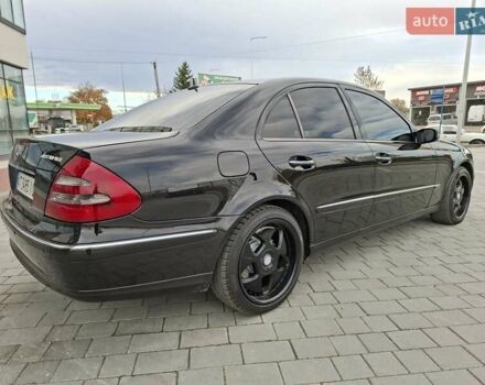 Черный Мерседес Е-Класс, объемом двигателя 3 л и пробегом 325 тыс. км за 8599 $, фото 13 на Automoto.ua