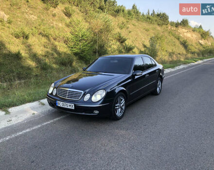 Черный Мерседес Е-Класс, объемом двигателя 2.99 л и пробегом 305 тыс. км за 8999 $, фото 11 на Automoto.ua
