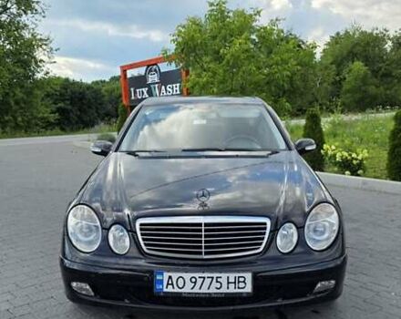 Черный Мерседес Е-Класс, объемом двигателя 2.2 л и пробегом 359 тыс. км за 7500 $, фото 22 на Automoto.ua