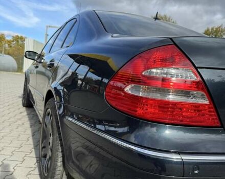 Мерседес Е-Клас 2006 у Турке на Automoto.ua Чорний Мерседес Е-Клас, об'ємом двигуна 2.99 л та пробігом 311 тис. км за 8000 $, фото 15 на Automoto.ua