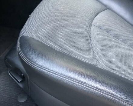 Черный Мерседес Е-Класс, объемом двигателя 1.8 л и пробегом 205 тыс. км за 9999 $, фото 25 на Automoto.ua