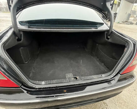 Чорний Мерседес Е-Клас, об'ємом двигуна 2.99 л та пробігом 250 тис. км за 7500 $, фото 24 на Automoto.ua