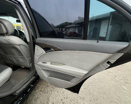 Чорний Мерседес Е-Клас, об'ємом двигуна 2.99 л та пробігом 250 тис. км за 7500 $, фото 26 на Automoto.ua