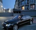 Черный Мерседес Е-Класс, объемом двигателя 3.5 л и пробегом 336 тыс. км за 8000 $, фото 1 на Automoto.ua