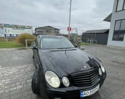 Черный Мерседес Е-Класс, объемом двигателя 1.8 л и пробегом 400 тыс. км за 6700 $, фото 2 на Automoto.ua