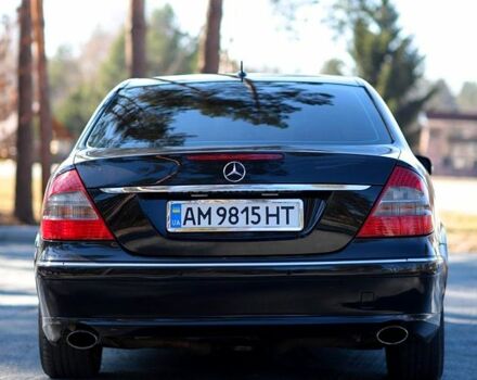 Чорний Мерседес Е-Клас, об'ємом двигуна 3 л та пробігом 293 тис. км за 9700 $, фото 3 на Automoto.ua