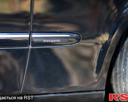 Чорний Мерседес Е-Клас, об'ємом двигуна 3 л та пробігом 293 тис. км за 9700 $, фото 2 на Automoto.ua