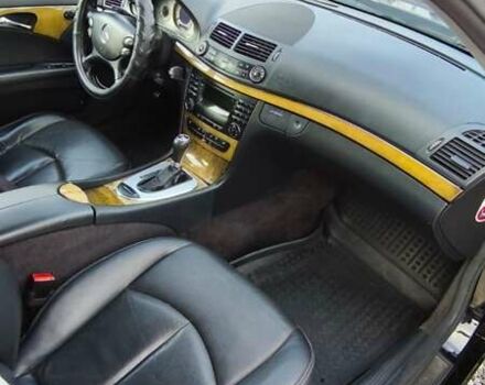 Чорний Мерседес Е-Клас, об'ємом двигуна 3 л та пробігом 400 тис. км за 4500 $, фото 12 на Automoto.ua