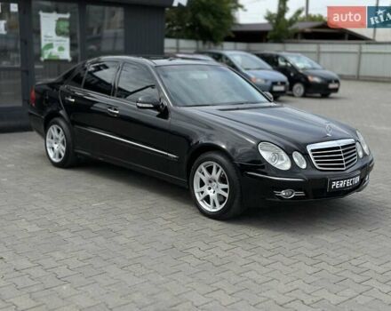 Черный Мерседес Е-Класс, объемом двигателя 3 л и пробегом 333 тыс. км за 10700 $, фото 1 на Automoto.ua
